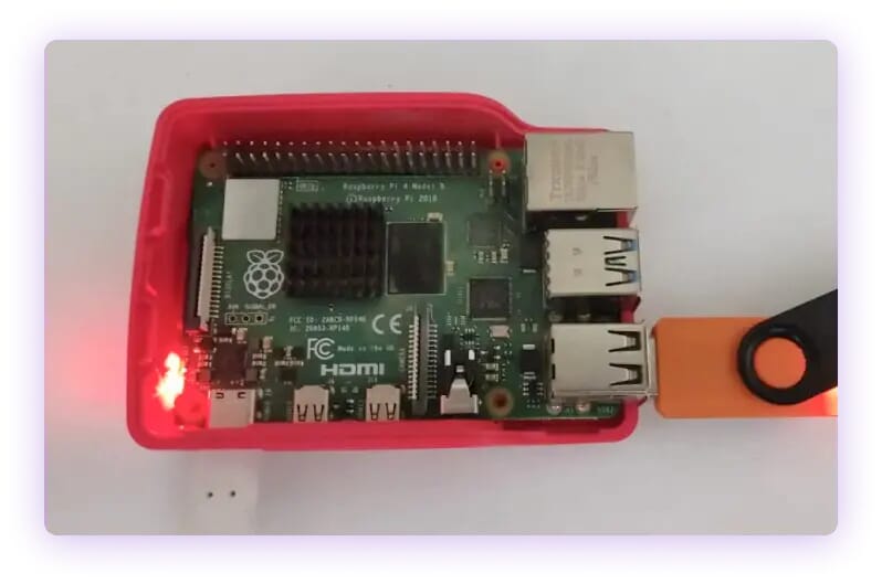 Image of the RaspberryPi 4b, where the station's hosted on.